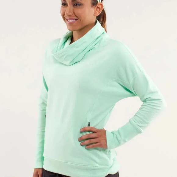 Lululemon Rest Day Pullover Fresh Teal | 4 - Picture 9 of 11